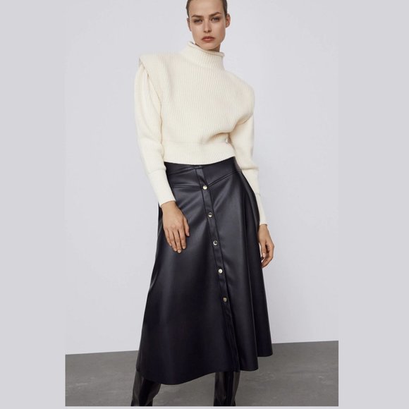 SOLD! LAST ONE!!! ZARA A-Line Midi Skirt with Buttons* - Picture 9 of 13